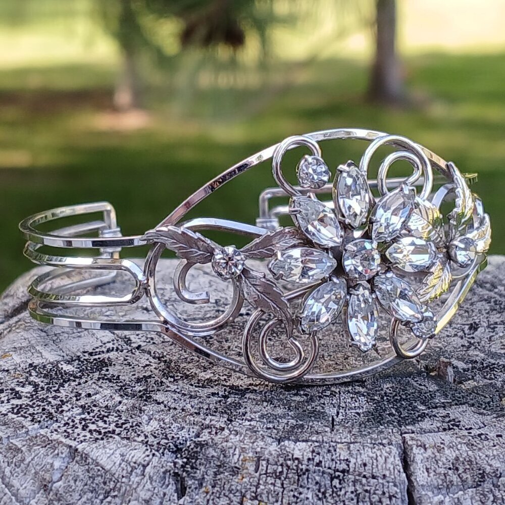 Vintage Krementz Rhinestone Cuff Bracelet - Picture 11 of 13